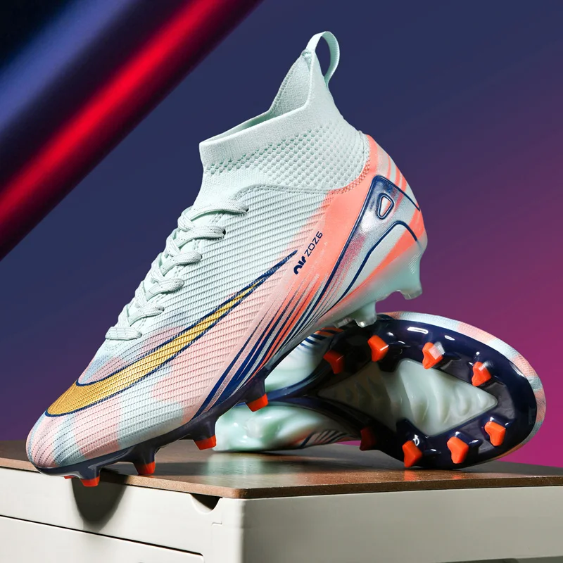 

New Men Soccer Shoes Breathable Drop Shipping Football Boots Outdoor Non-Slip Unisex Ultralight Sports Shoes Training Sport