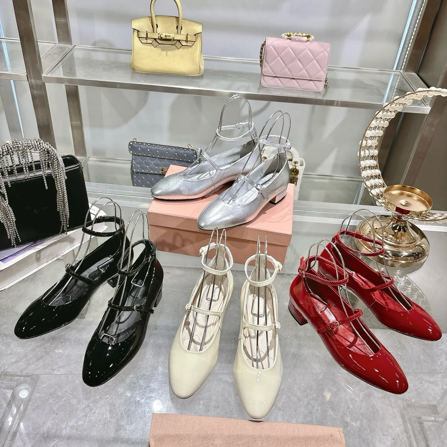 

2025 Autumn New Genuine Leather Pointed Toe Chunky Mid-Heel Shoes Fashionable Versatile Comfortable Ankle Strap Elegant Women's Shoes