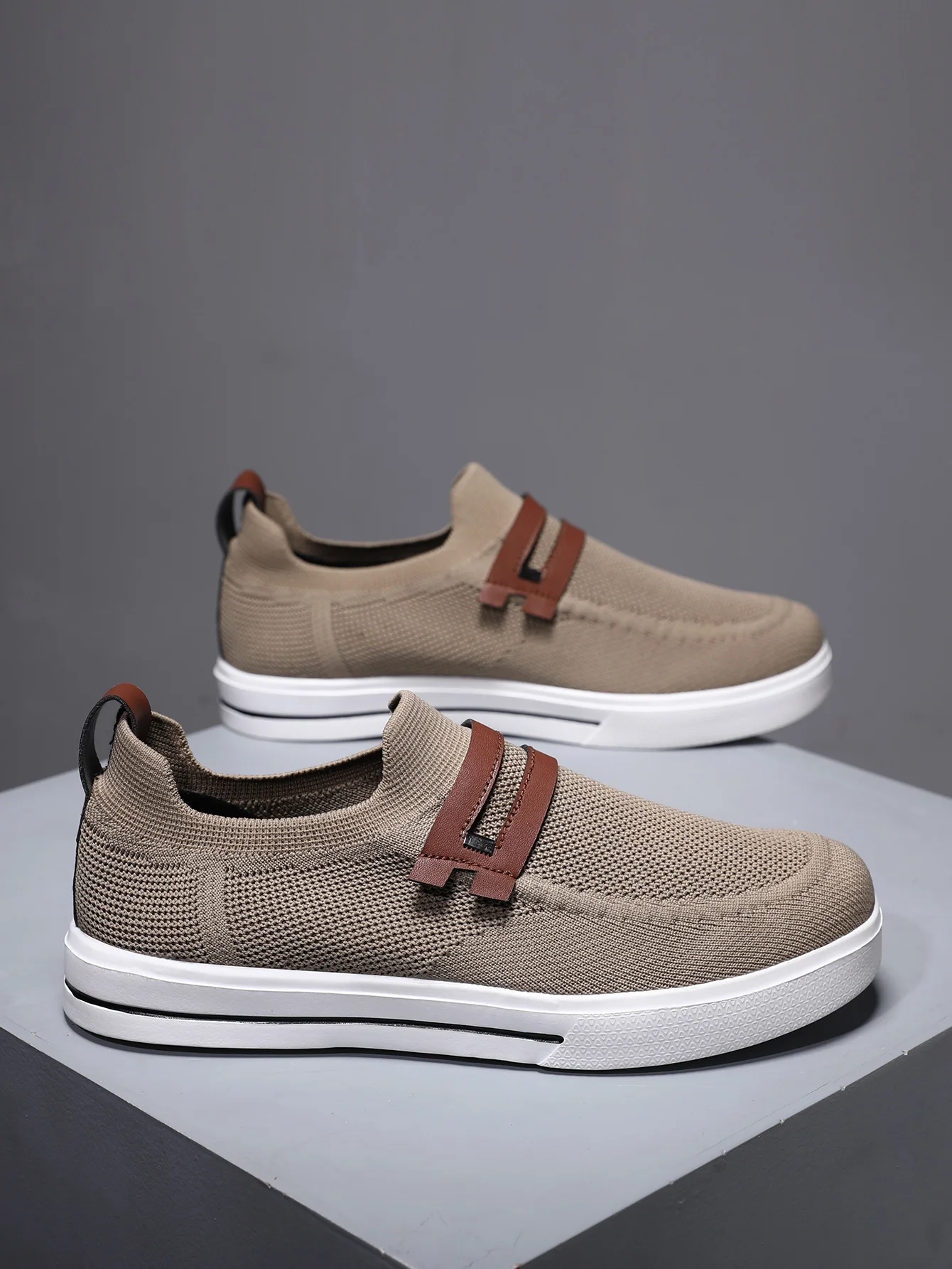 

Мужская повседневная обувь с дышащей сеткой, спортивная обувь на открытом воздухе, дизайн мягкой подошвы из ЭВА, легкая и удобная походная обувь