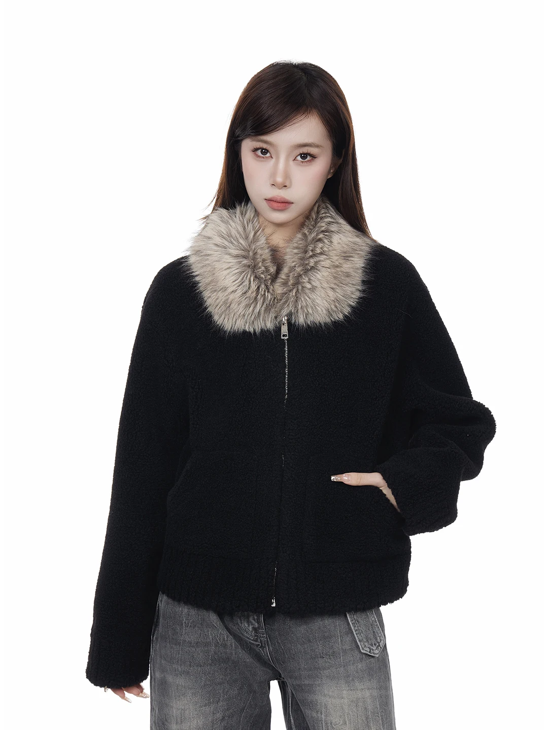 

Черная свободная женская куртка с большим меховым воротником, ветрозащитная, теплая, для повседневной носки, на молнии, с длинными рукавами, прямым подолом