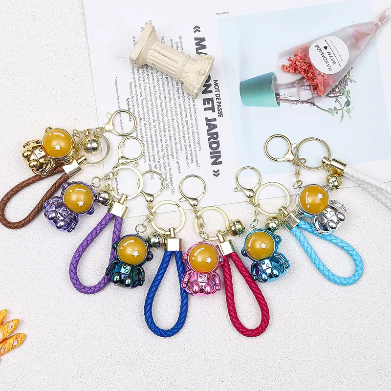 ミニソ人形キーホルダー、カーペンダント、絶妙なカップルバッグ、そして小さなギフト