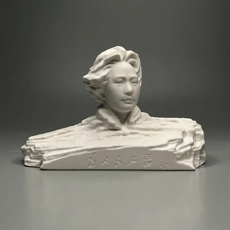 Young Chairman Mao Zedong Great Man Plaster Sculpture Desktop Decoration Ornaments