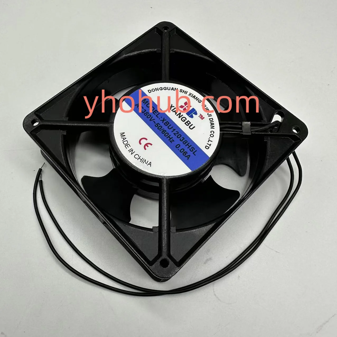 

XIANGBU XBU12038HSL AC 380V 0.06A 120x120x38mm 2-Wire Server Cooling Fan