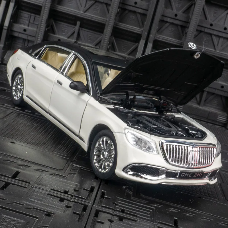 1:24 modelo de sedan de liga Mercedes Maybach S600, coleção de acessórios de carro, portas e capô do motor, porta-malas pode ser aberto