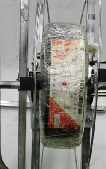 

Power and fiber optic synchronous drum system: providing automatic power cords and fiber optic cables for mobile devices