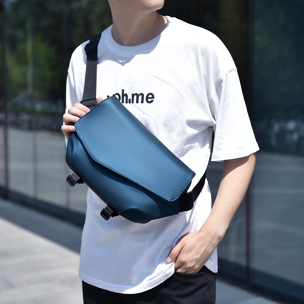 Toposhine Popular Waterproof One Shoulder Men Crossbody Bag Trendy Lightweight Chest Bag High-end Commuting Leisure Small Bags