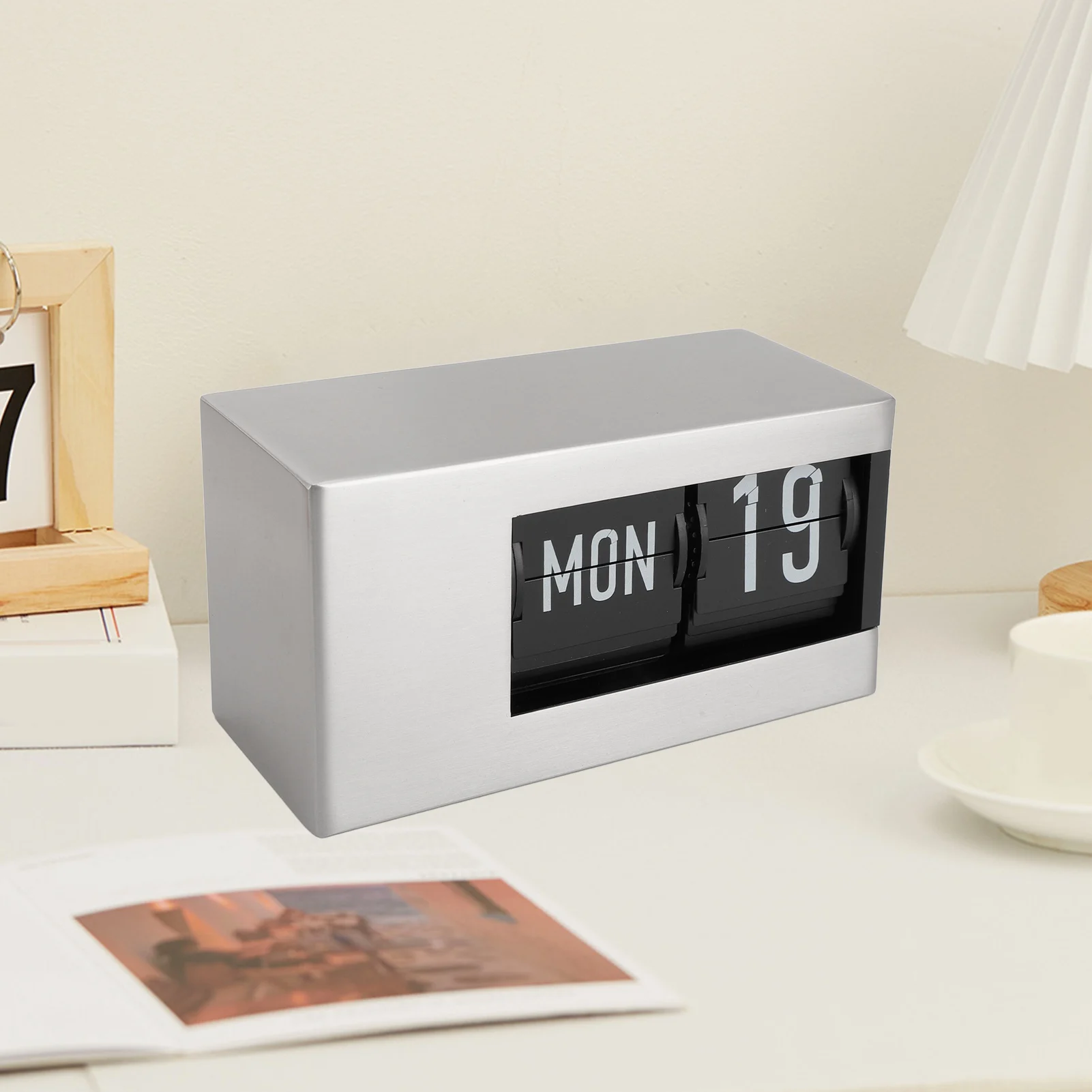 calendrier-horloge-elegante-mode-polyvalente-bureau-decoratif-numerique-vers-le-bas-horloge-pour-maison-chambre-horloge