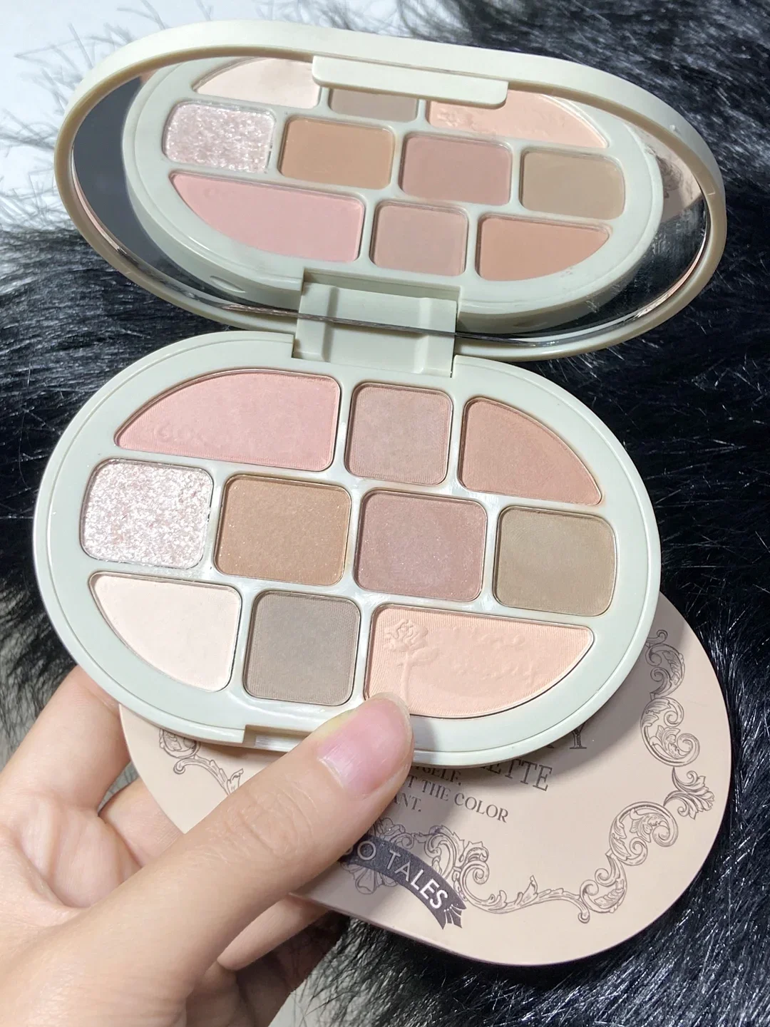 GOGO TALES Paleta de sombras de ojos de 10 colores Estilo Lolita Resaltador Contorno Paleta todo en uno Maquillaje terroso de contorno mate 14 g