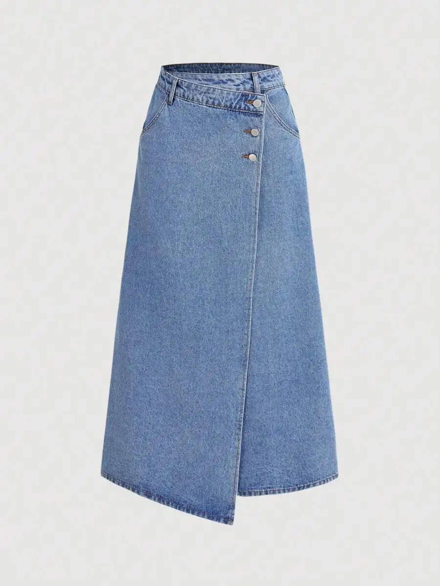 

Женская джинсовая юбка миди с асимметричным дизайном и застежкой на пуговицах