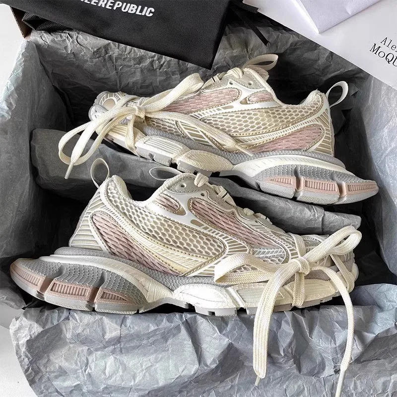 

2025 spring and summer paris dad shoes breathable dirty old thick soles heightening casual couple sports shoes