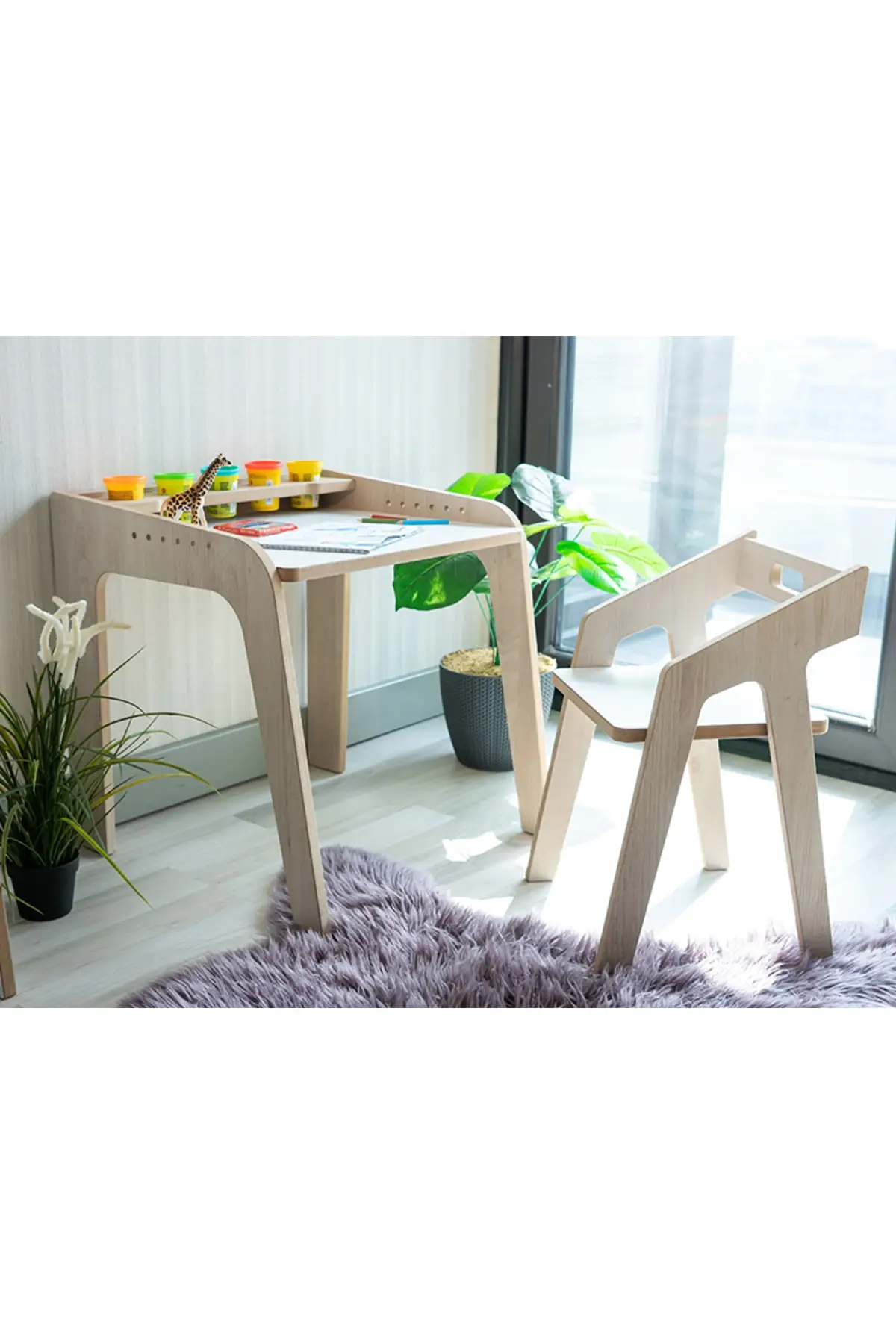 

Wooden children table chair activity desk desk desk desk