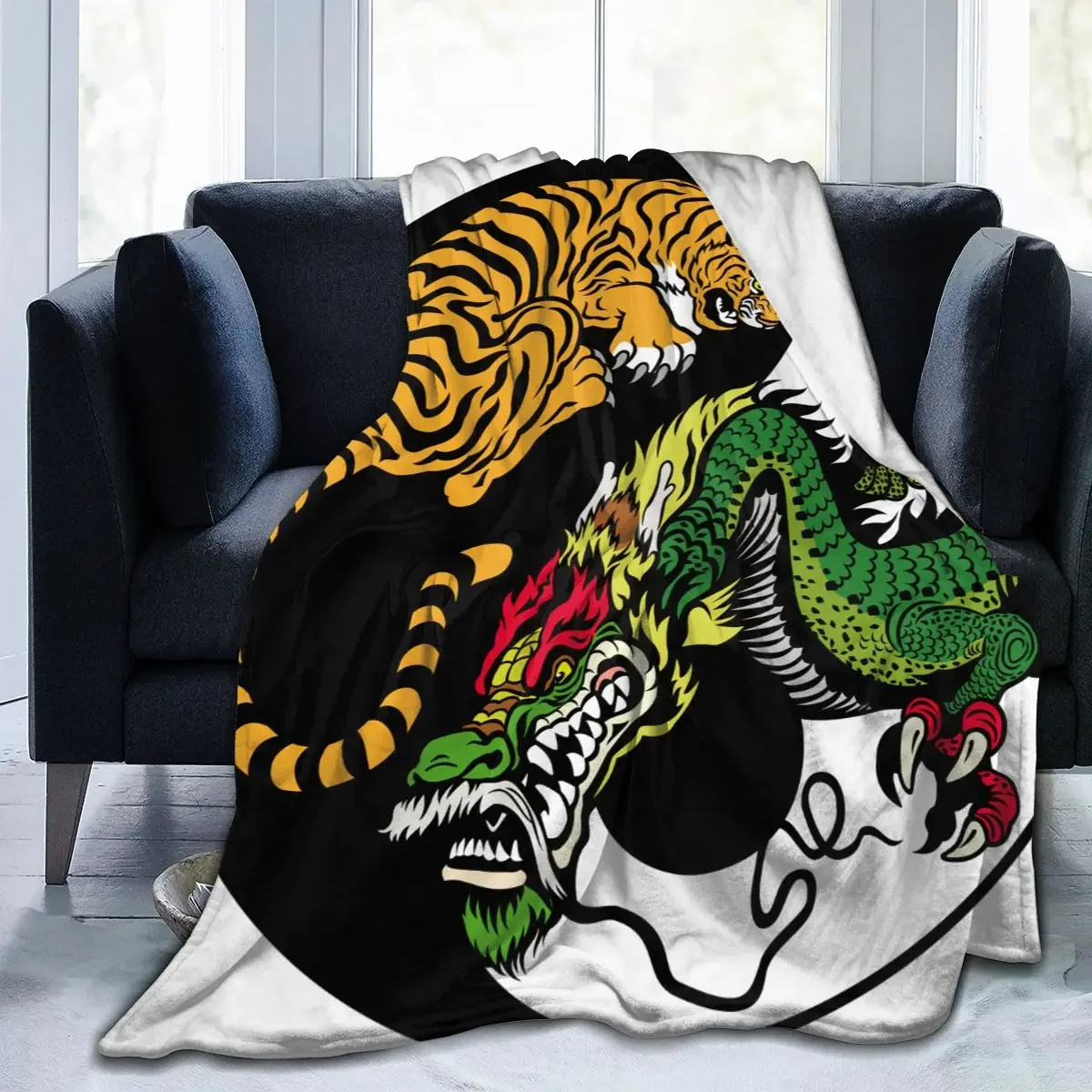 Dragon Tiger Print Soft Warm Throw Blanket Cartoon Animals Pattern Lightweight Flannel Bed Blanket Boy Teenagers Adults Blankets
