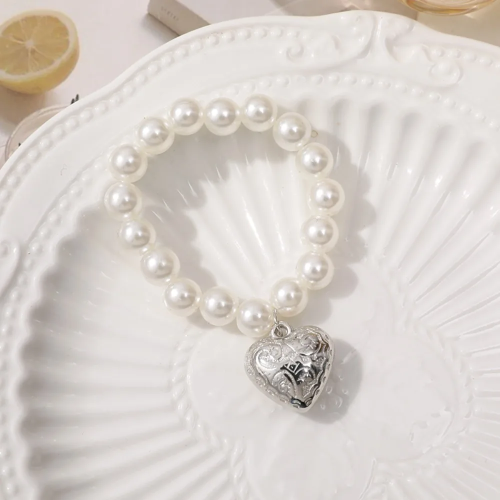 Knitted Decor Crafts Dog Heart Necklace Elastic 6/8mm Dog Pearl Collars Fashion Cute Mini Pearl Chain Accessories