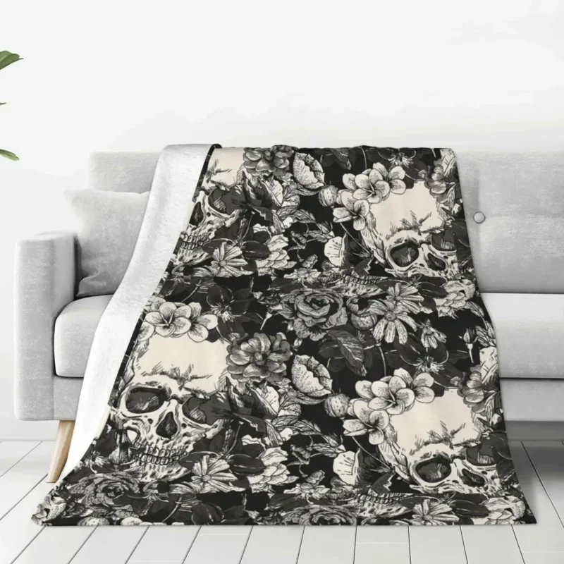 

Skulls And Roses Flannel Gothic Lightweight Throw Blankets for Bedding Couch Bedroom Quilt