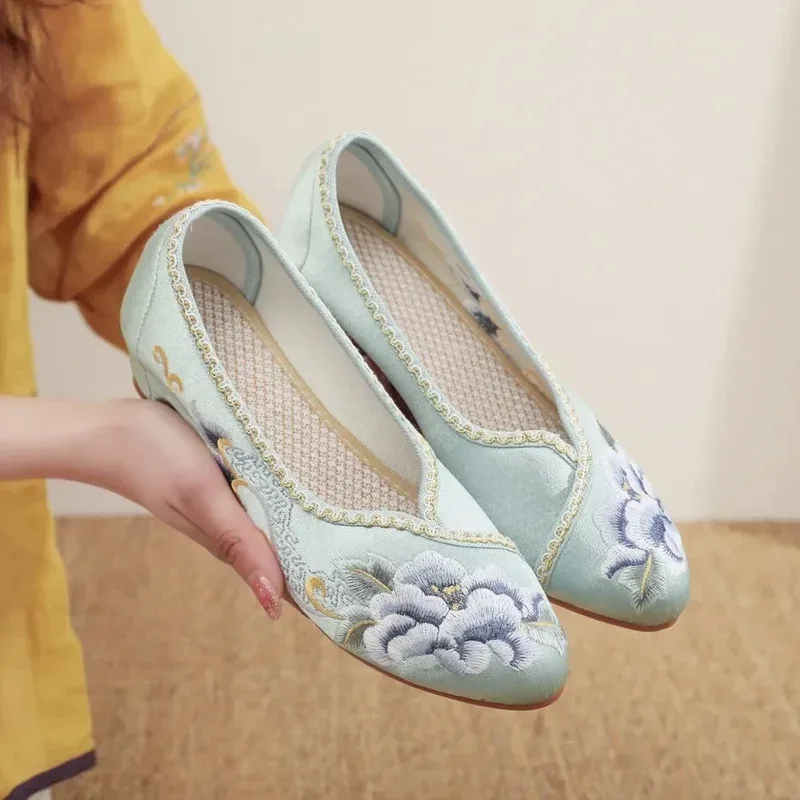 

Женская обувь в велотическом стиле с вышивкой, женская обувь, повседневная модная винтажная элегантная уличная одежда, Cheongsam, традиционный китайский стиль