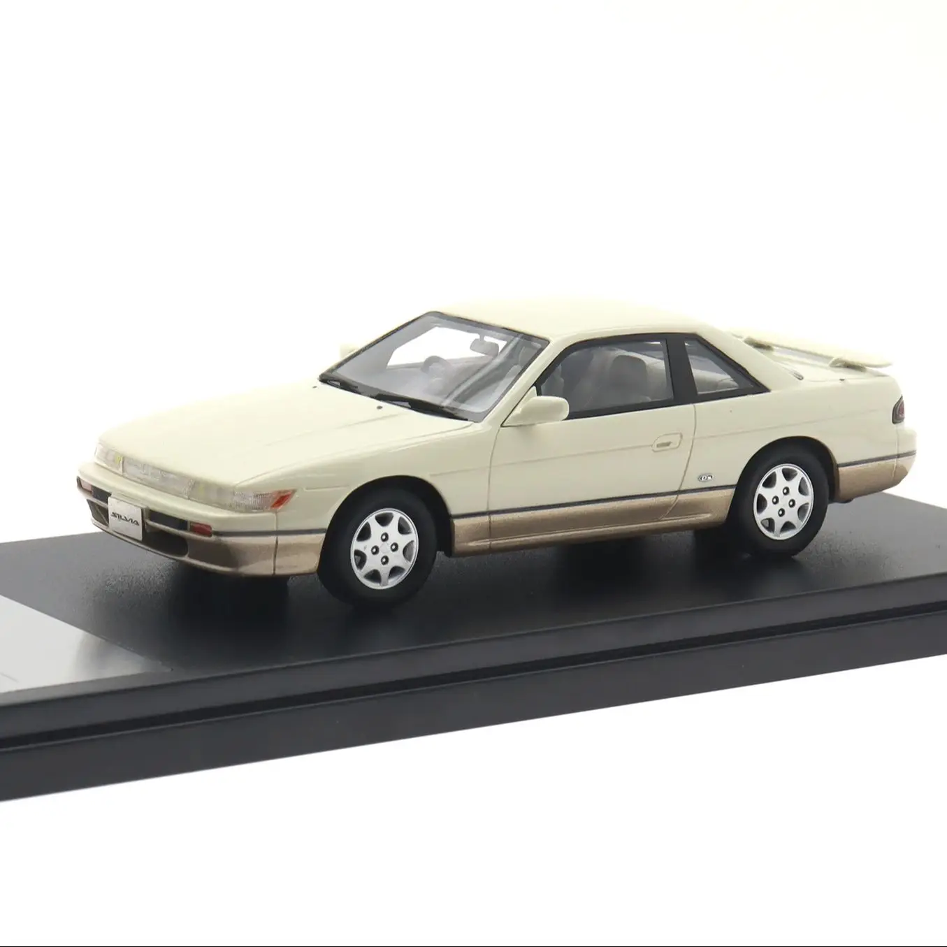 

1:43 Ratio Hi Story For J-43575 SILVIA Q's “DIA PACKAGE” (1991) Model Car High Simulation Collection Gift Resin Model Car