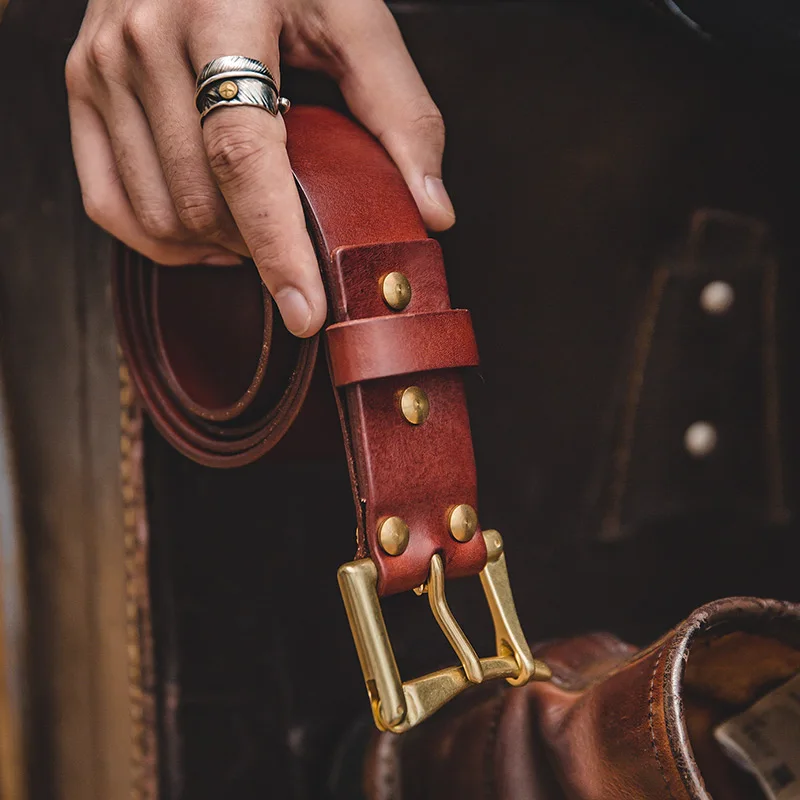 

Maden Men's Leather Belt Classic Cowhide with Retro Pin Buckle Fireman Quick Release Belt All-Match the Perfect Gift