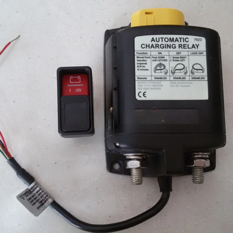 Dual battery isolation for parallel electric vehicles with automatic charging of battery switches