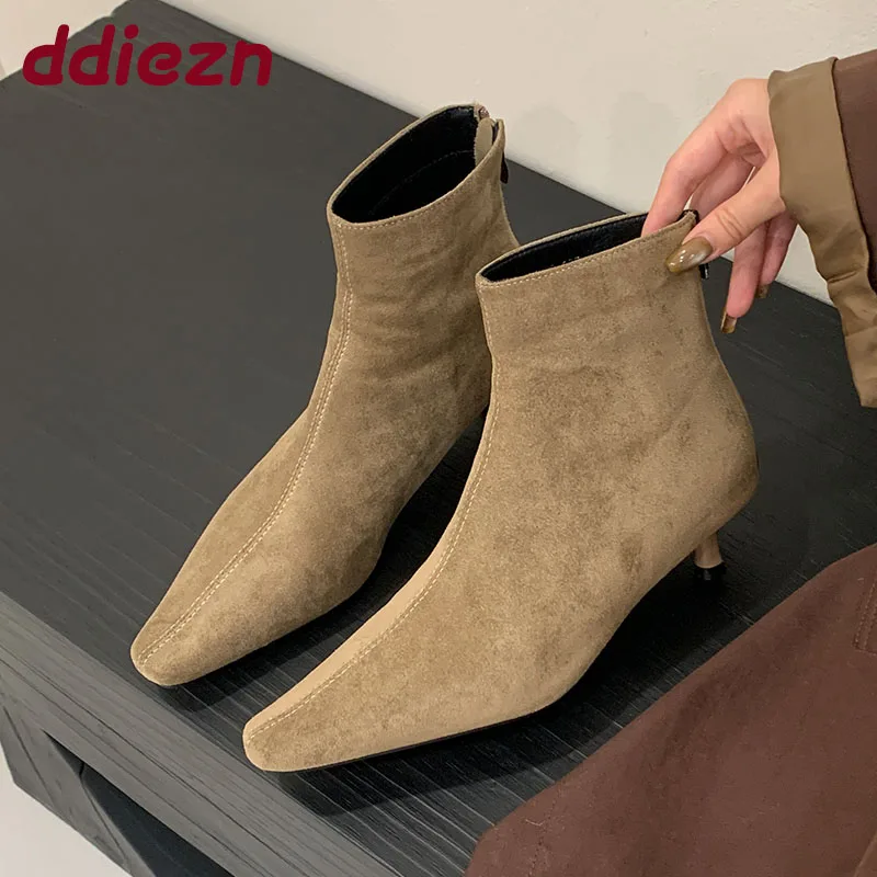 

Модные женские ботильоны на молнии на низком каблуке, женские короткие современные ботинки с острым носком, женские туфли-лодочки