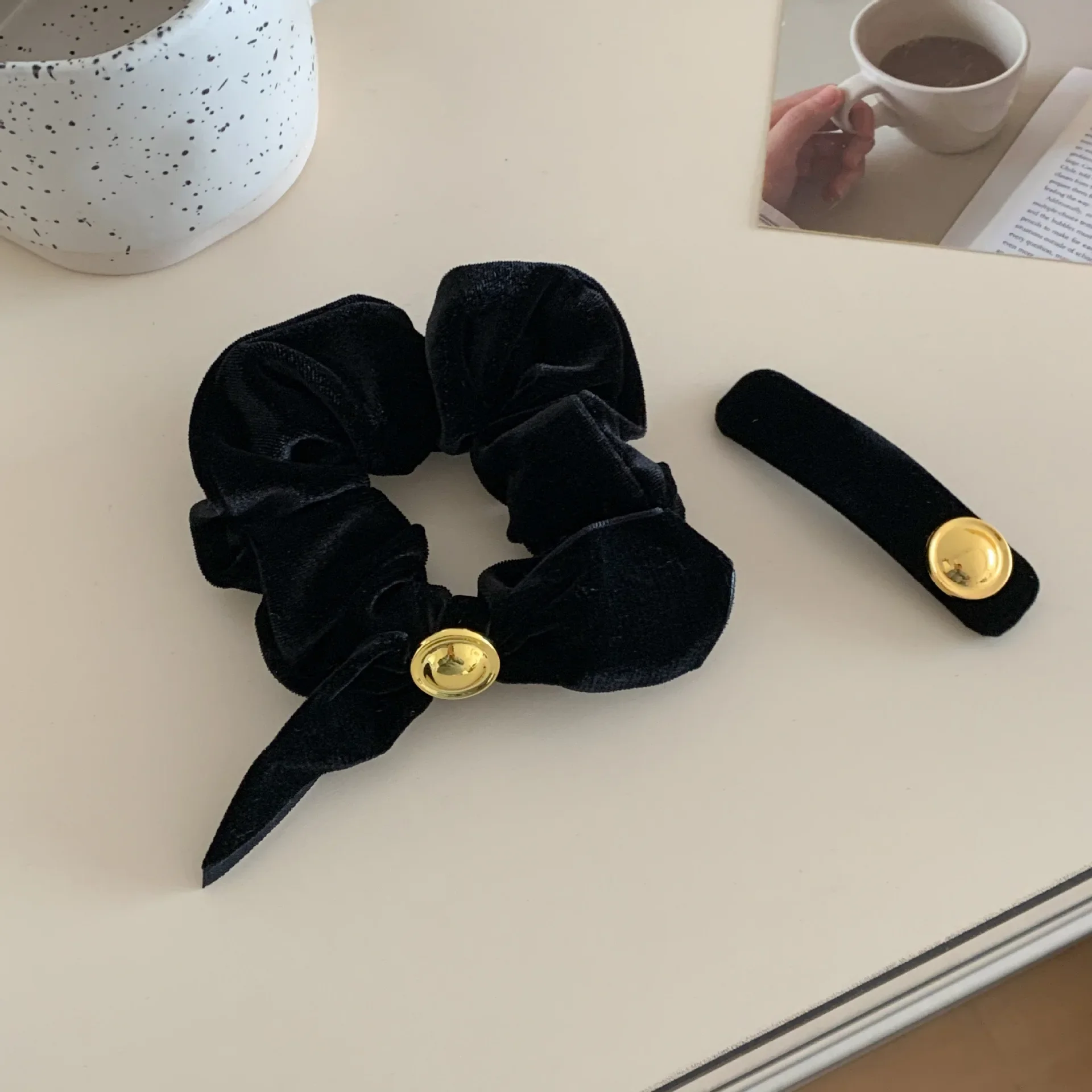Velvet Bow Scrunchie High Quality Fall Winter Ponytail Bun Hair Rope for Women Cozy Daily Elastic Holder Burgundy