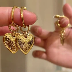 Retro Gold Color Heart Shape Stud Elegant Embossed Heart Shape Alloy Stud Earrings For Women Fashion Jewelry Party Gift