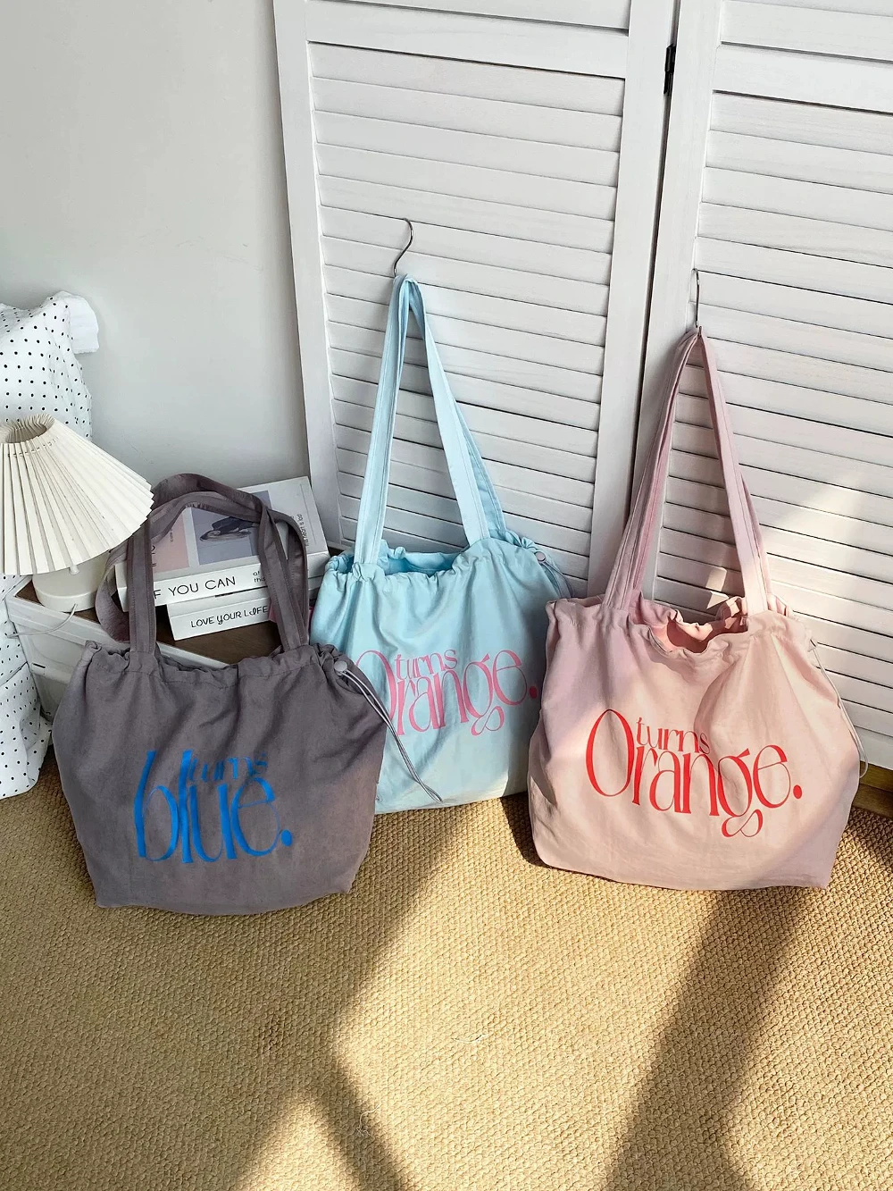 新しいファッショナブルなシンプルな文字柄ポータブルショルダー - Drawstring Gym Bag のレビューと価格