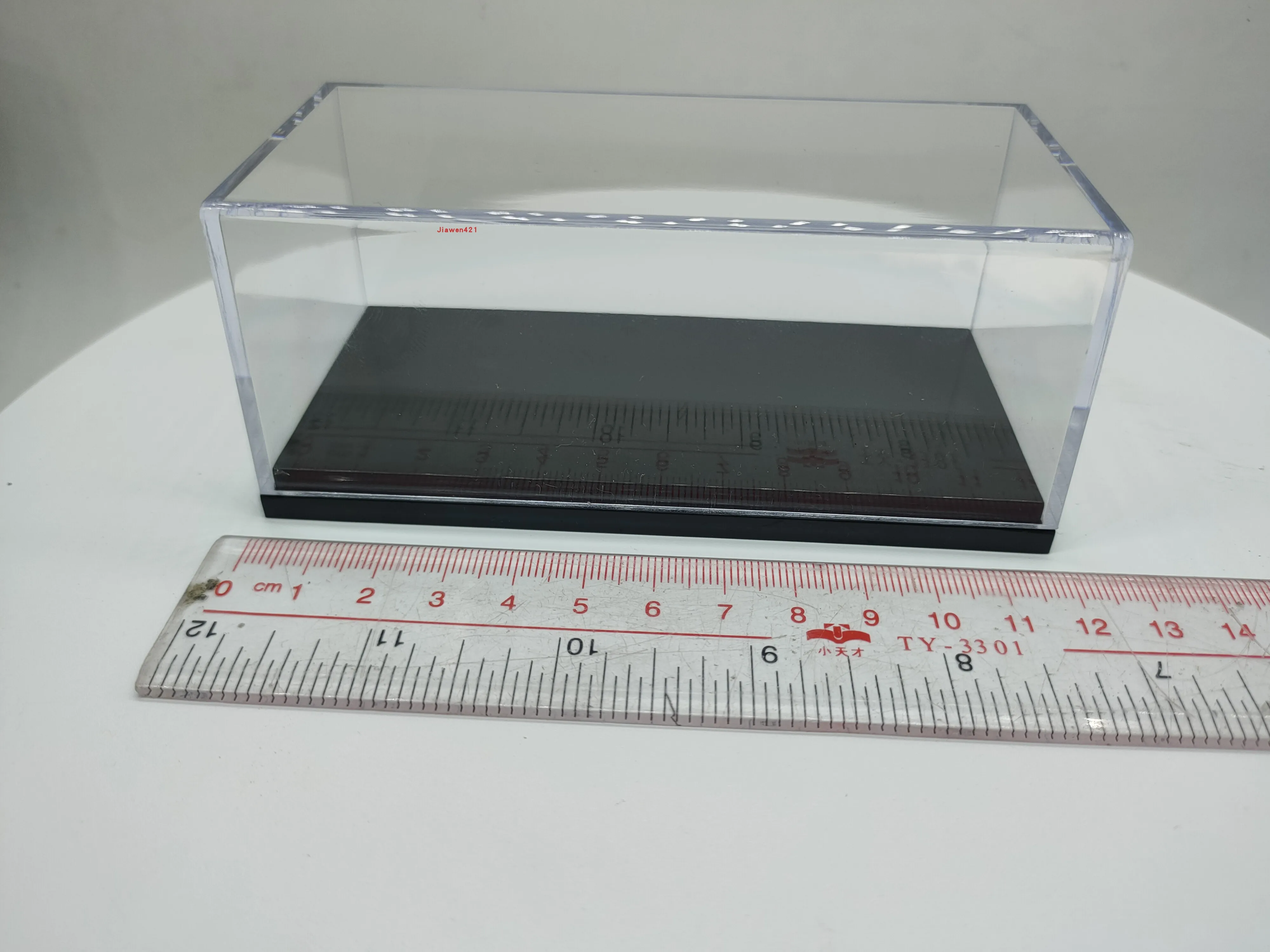 

The store manager specially recommends a 1:64 display box, and the display has a plexiglass cover. Toy Car Model Childrens Gift