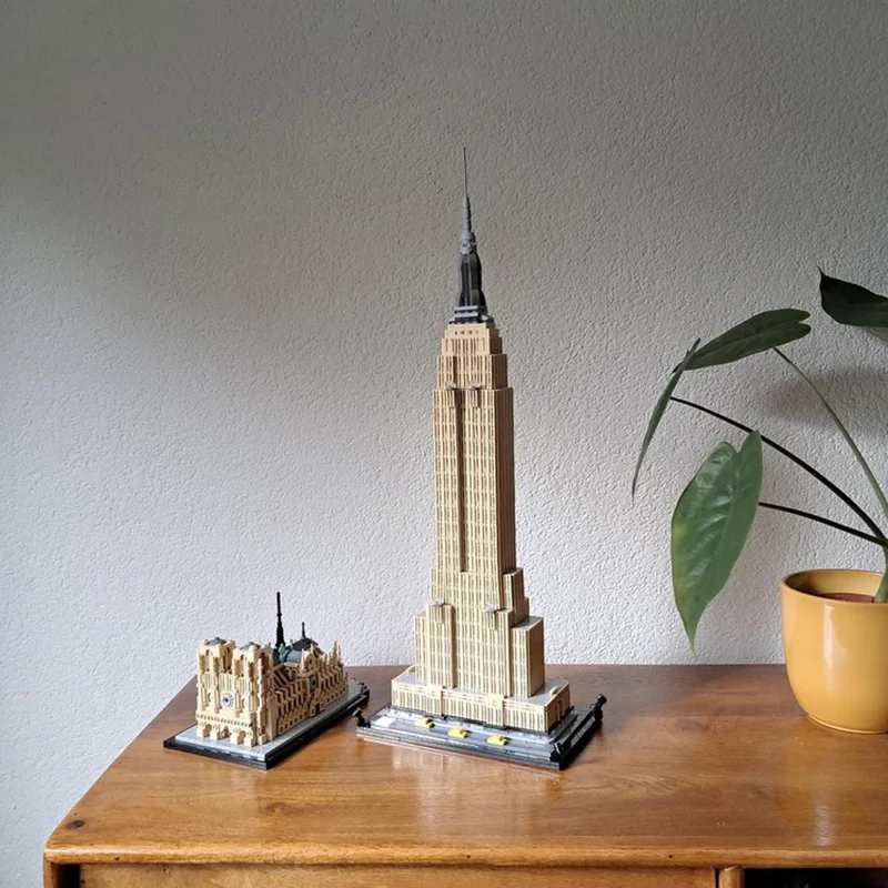 1041PCS MOC Notre-Dame De Parigi Chiesa 1:800 Classico Gotico Architettura Building Blocks Modello Giocattolo Mattoni Per Bambini Regali Di Compleanno