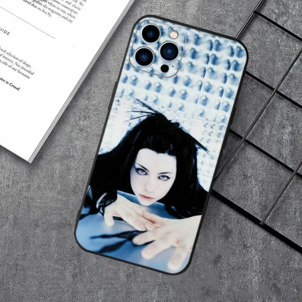 حافظة هاتف Evanescence Amy Lee لهاتف Apple iPhone 15,14,13,12,11,XS,XR,X,8,7,Pro,Max,Plus,mini غطاء أسود من السيليكون