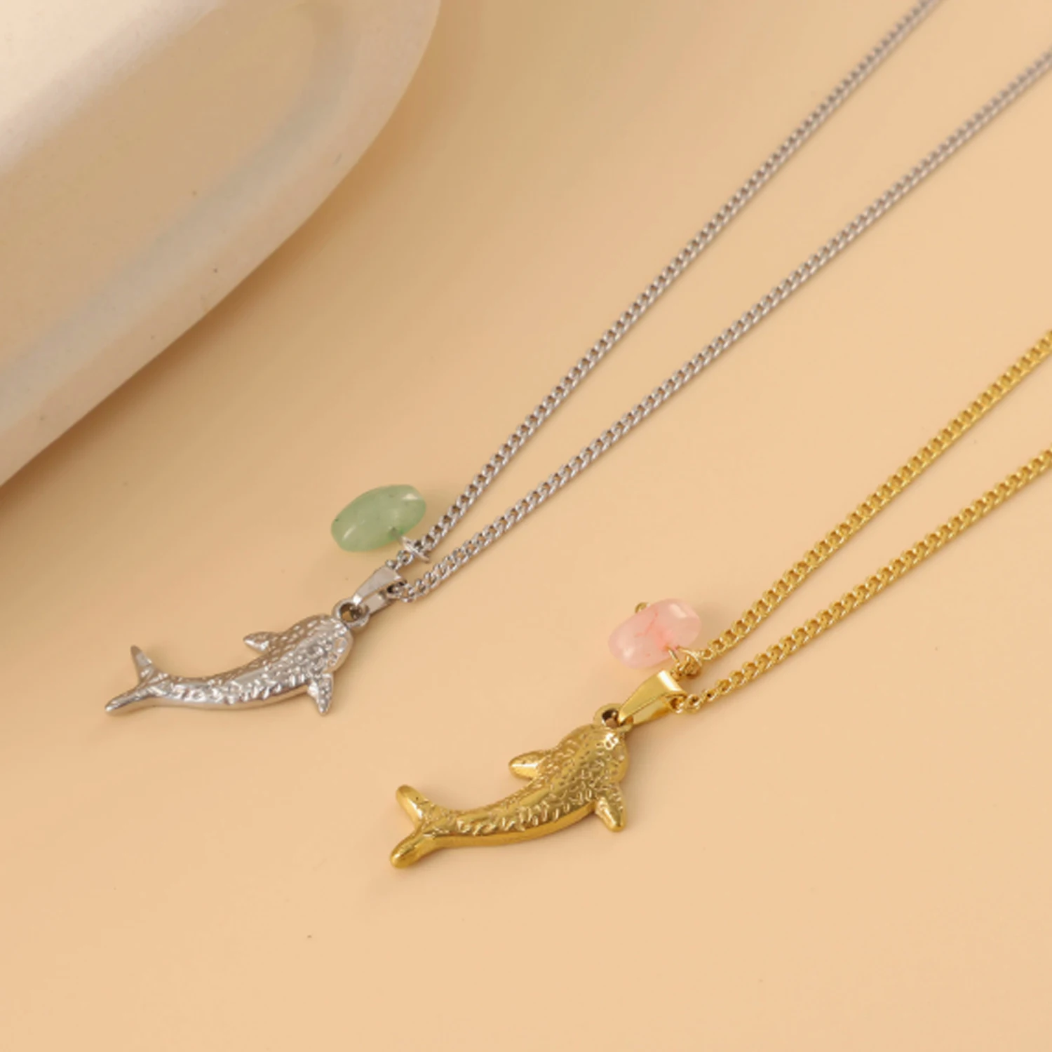 Niche Stainless Steel Women's Fashion Beach Seaside Vacation Ocean-Themed Personalized Shark Natural Stone Pendant Necklace