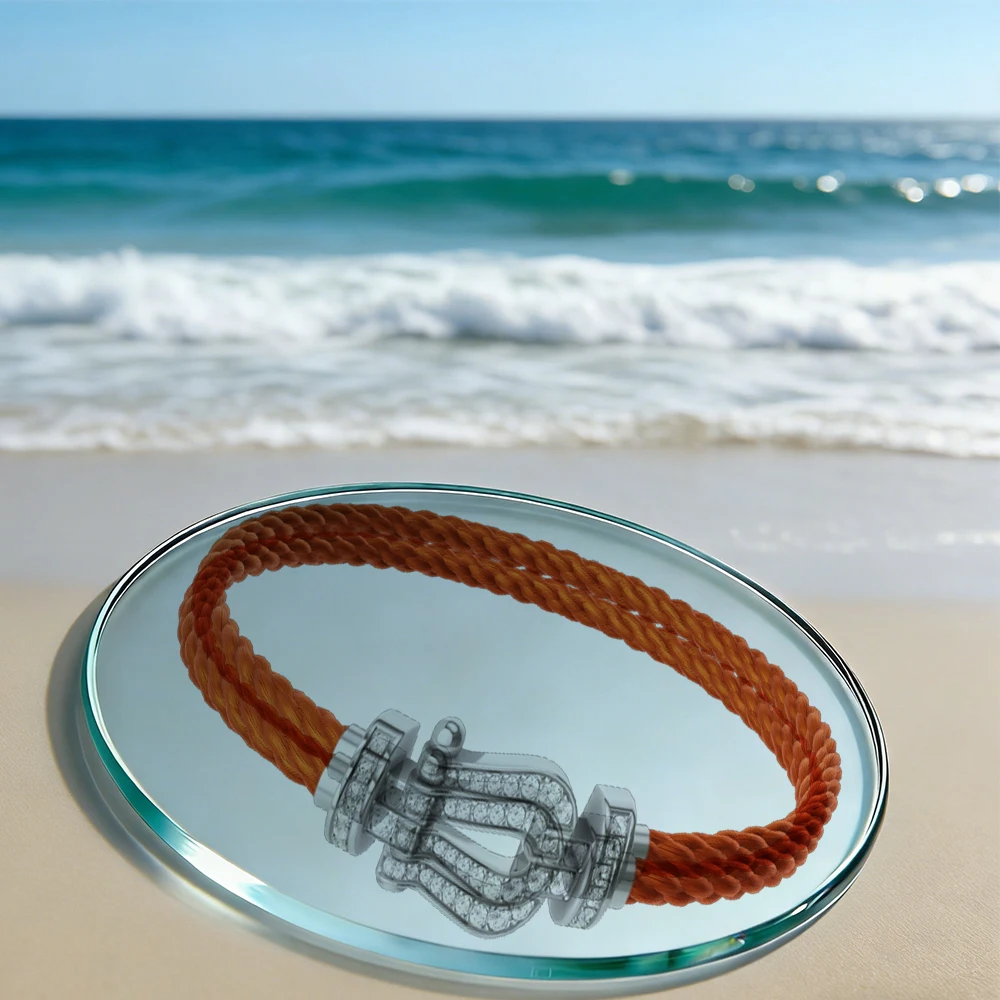 

Nylon rope stainless steel full-diamond matte clasp bracelet, suitable for both men and women for daily wear and date occasions.