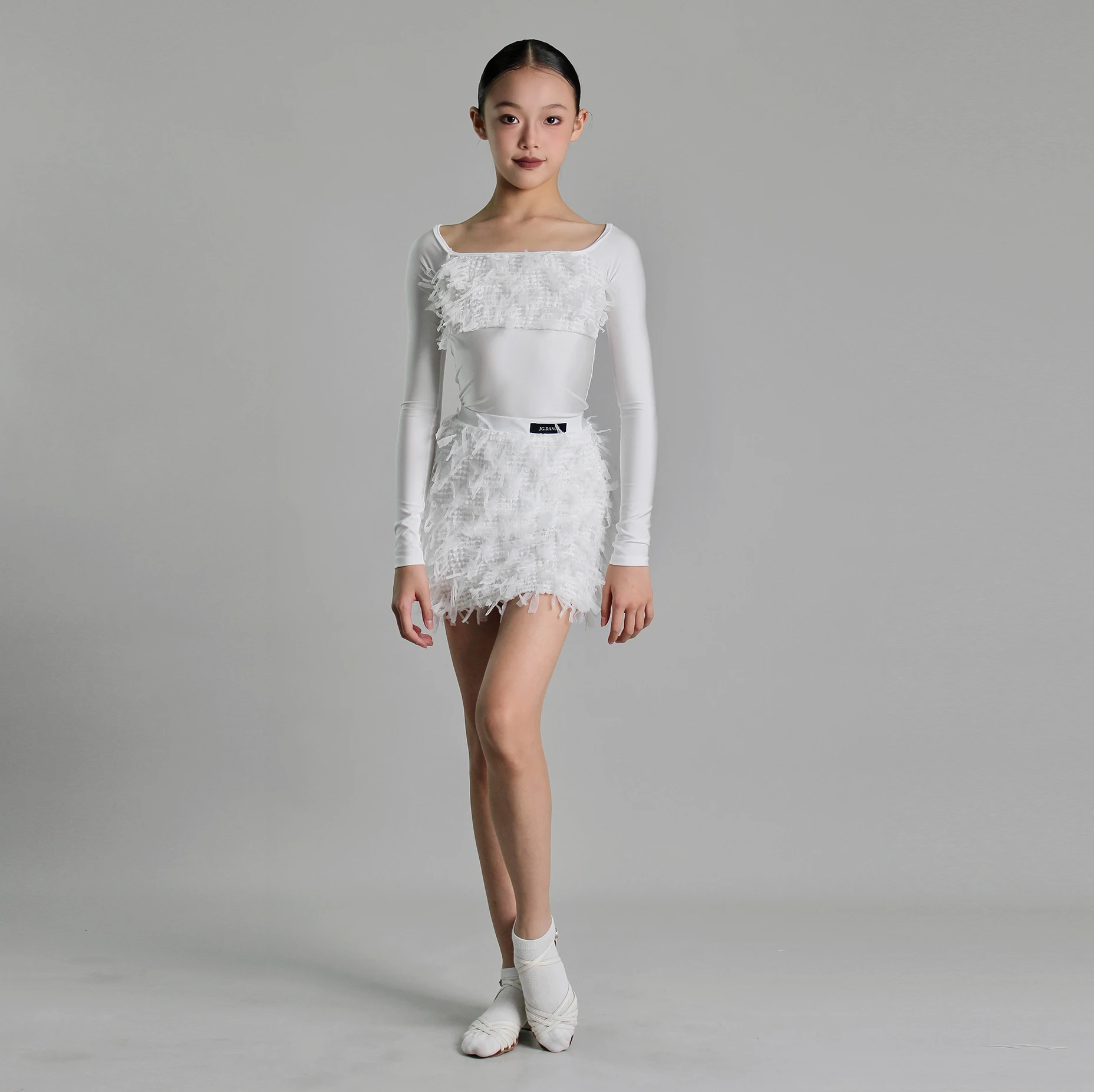 2025 meninas vestido de dança latina desempenho traje malha manga longa barco pescoço saia superior crianças competição usar roupas dql12096