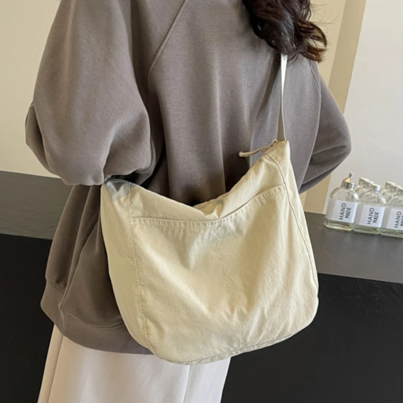 

Nylon Fabric Women's Shoulder Bag Large Capacity Crossbody Bags for Women Fashion Korean Female Shoulder Hobos Bag Handbags