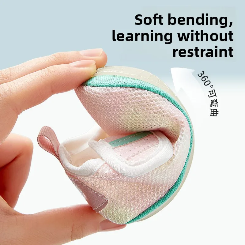 أحذية أطفال صغار للأطفال أحذية أرضية للخريف والصيف للأطفال جوارب ناعمة مضادة للانزلاق للأطفال الصغار