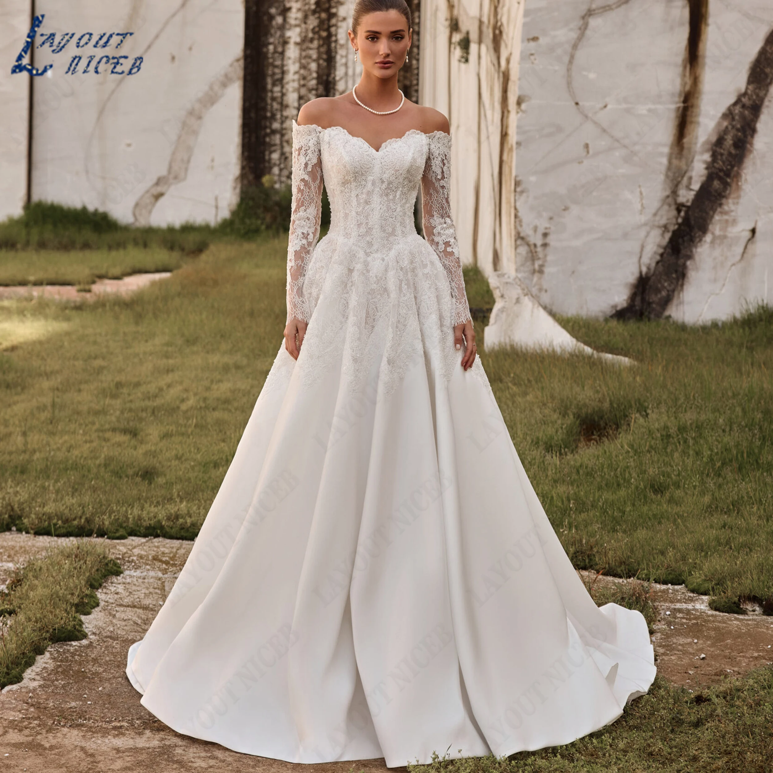 LAYOUT NICEB Customized Boat Neck Wedding Gown Lace Long Sleeve A Line Bridal Dress Satin With Beaded Bride Dresses Luxury