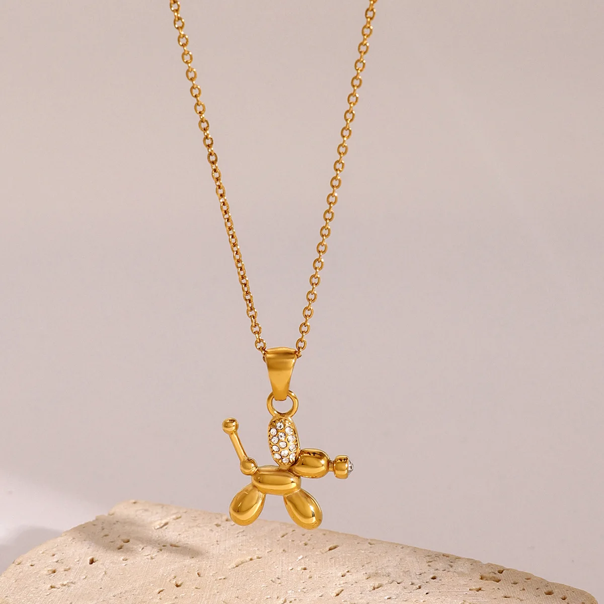 

Stainless steel high-end clavicle chain, 18k gold-plated fashion necklace pendant