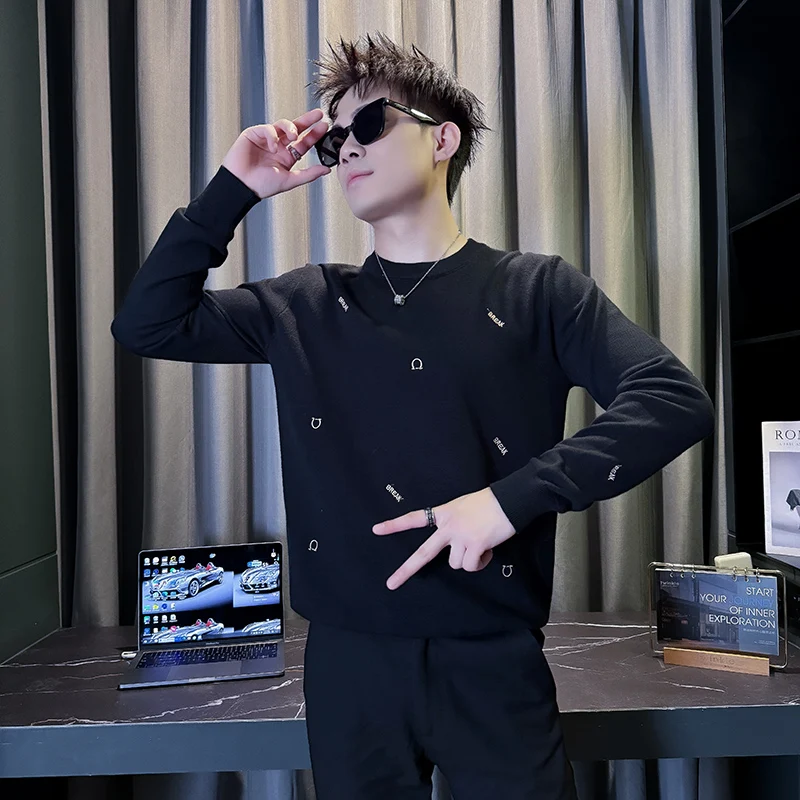 

Мужской повседневный вязаный свитер малого размера с круглым вырезом и вышивкой, молодежный, приталенный, осенне-зимний, модный, удобный, теплый топ