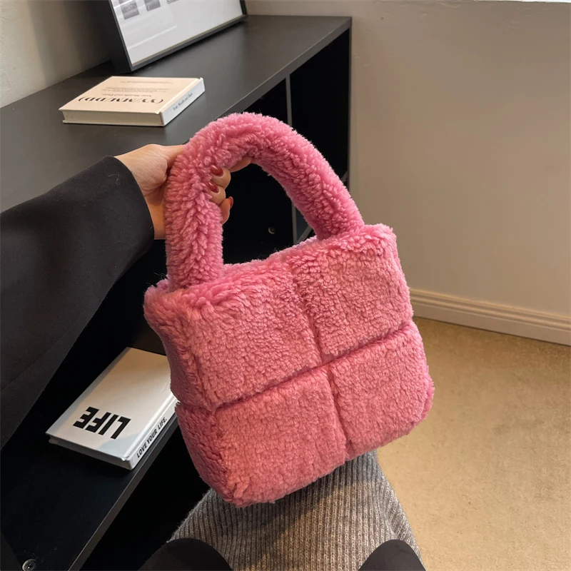 

Winter Fur Women'S Handbag Faux Fur Women'S Shoulder Bag Warm Plush Handbags For Women Fashion Furry Winter Women'S Clutch Bag