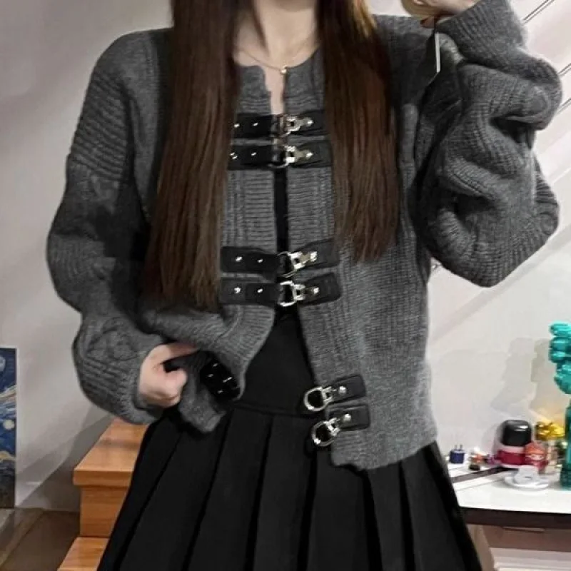 

Button Knitted Cardigan Sweatshirts Women Punk Loose Sweater Jacket Y2k Aesthetic Tops American Winter Harajuku Vintage Clothes