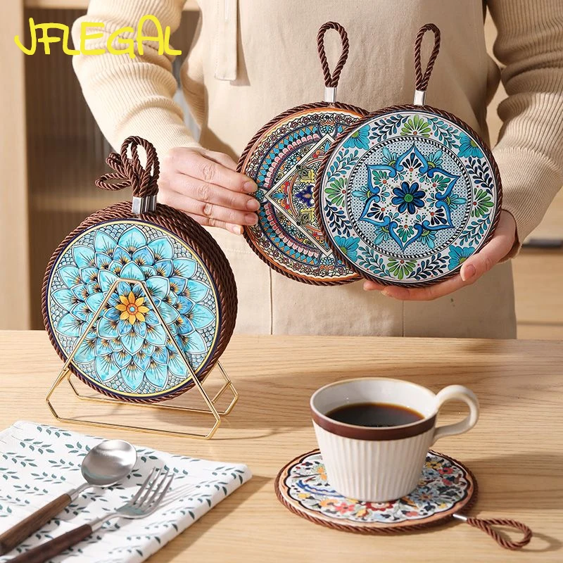

1PC Ceramic Insulation Pad Ceramic Surface and Cork Bottom Construction with Hanging Rope Suitable for Serving Plates Cups Pans