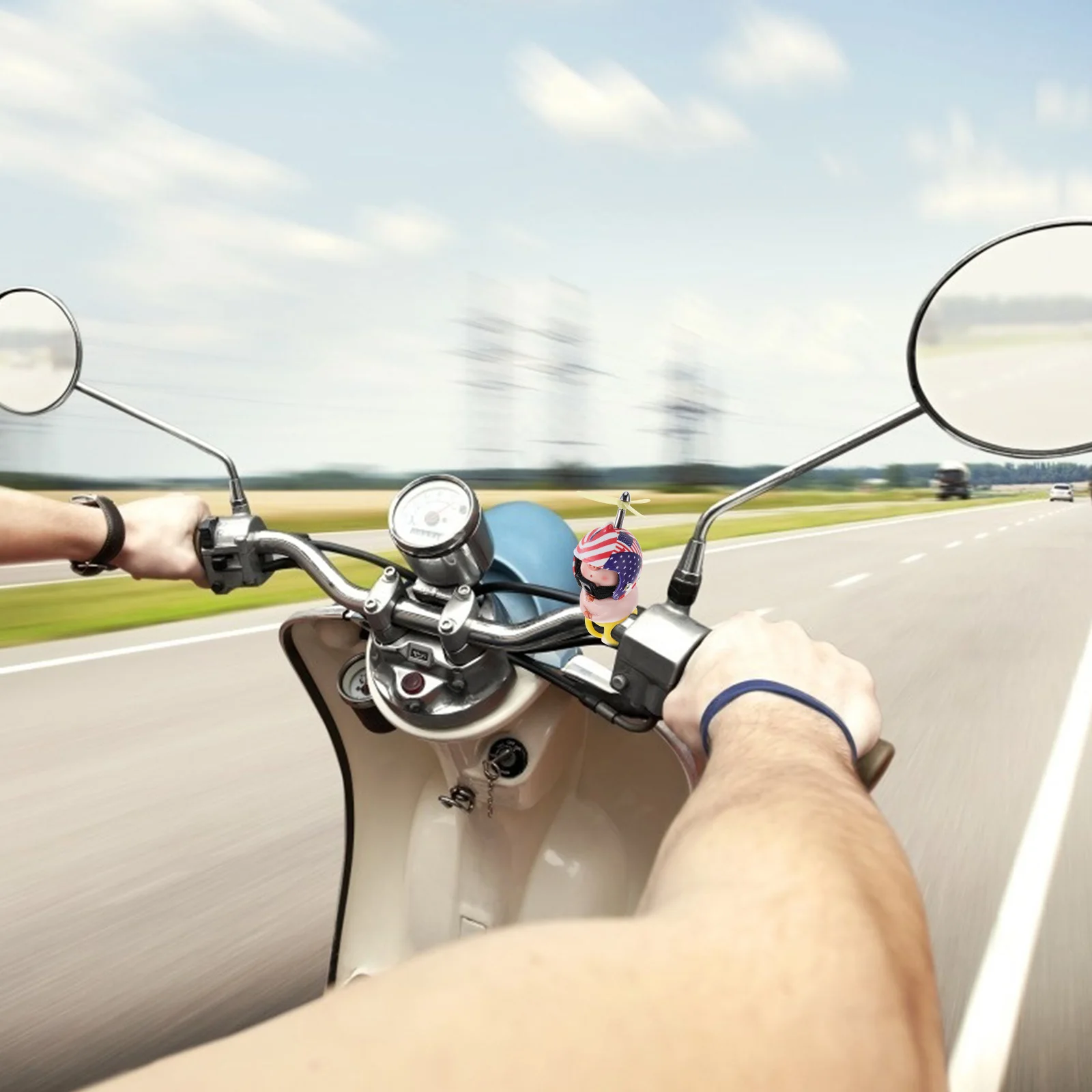 

Car Pig Decor Compact Durable Bedroom Desktop Ornament Household Decorative Pig Adornment Break Rust Resistant