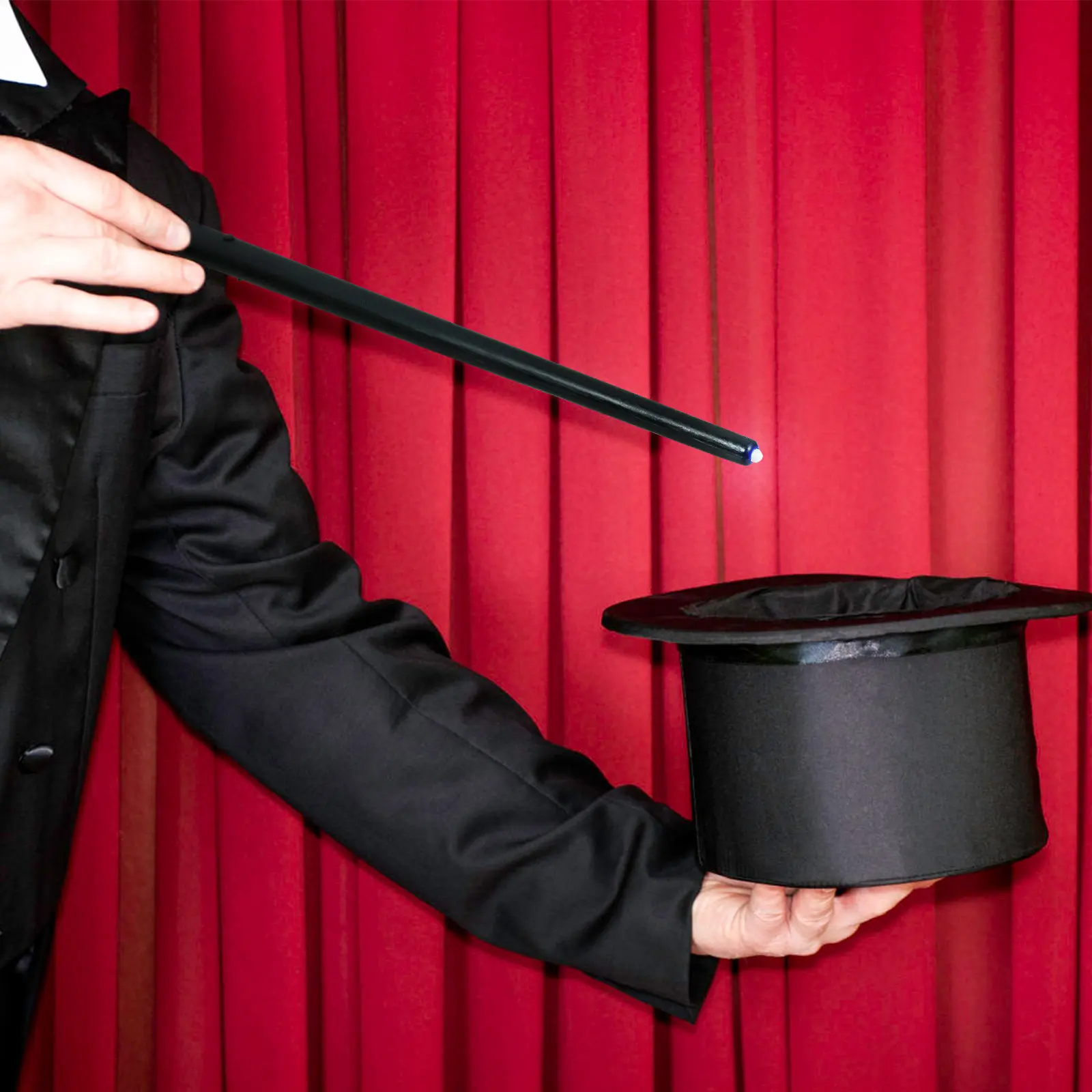 

Sound Illuminating Wand Glowing Plastic Scepter for Children Halloween Birthday Party Stage Performance Photography Prop Light