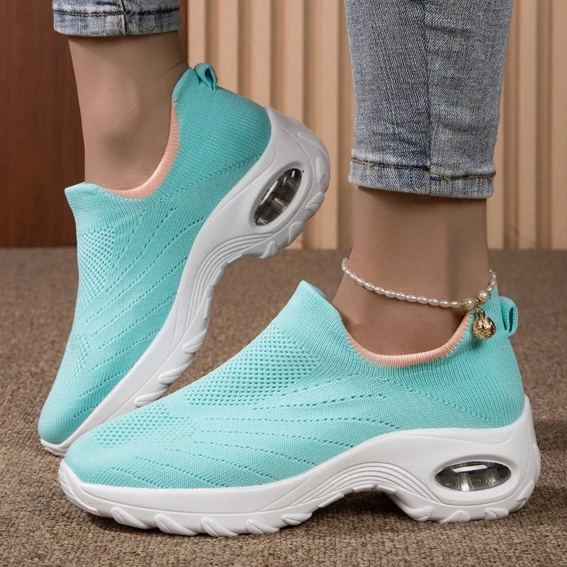 

Autumn Hot Selling Minimalist Womens Sports Shoes Lightweight Versatile Outdoor Running Shoes Breathable Low Cut Walking Shoes