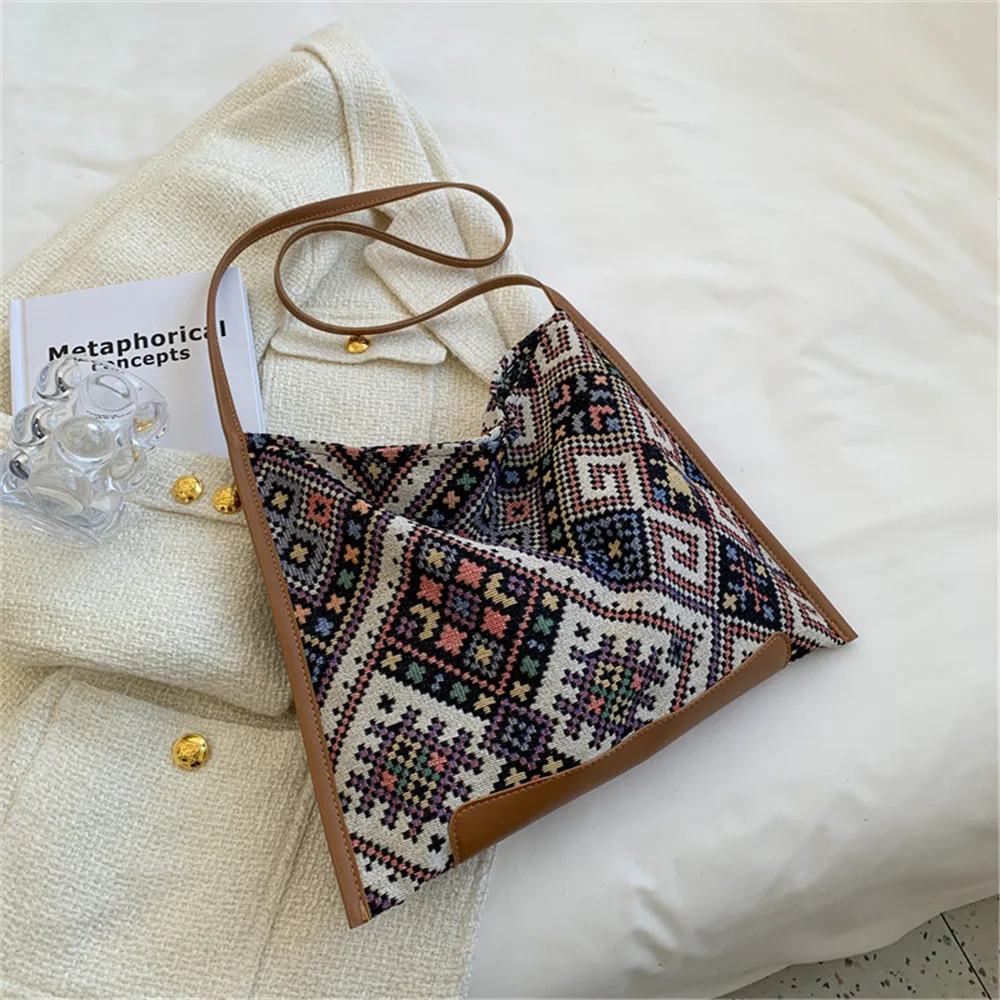 Women Student Cloth Bag Retro Ethnic Style Canvas Beach Handbags Woven Portable Soft Casual Printed Bohemian Handmade for Travel