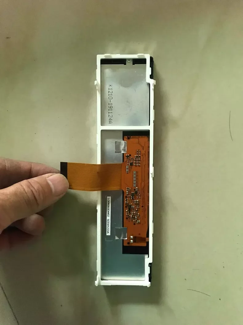 

Tested Intact 6”LQ060B3DW02 LCD Display Screen
