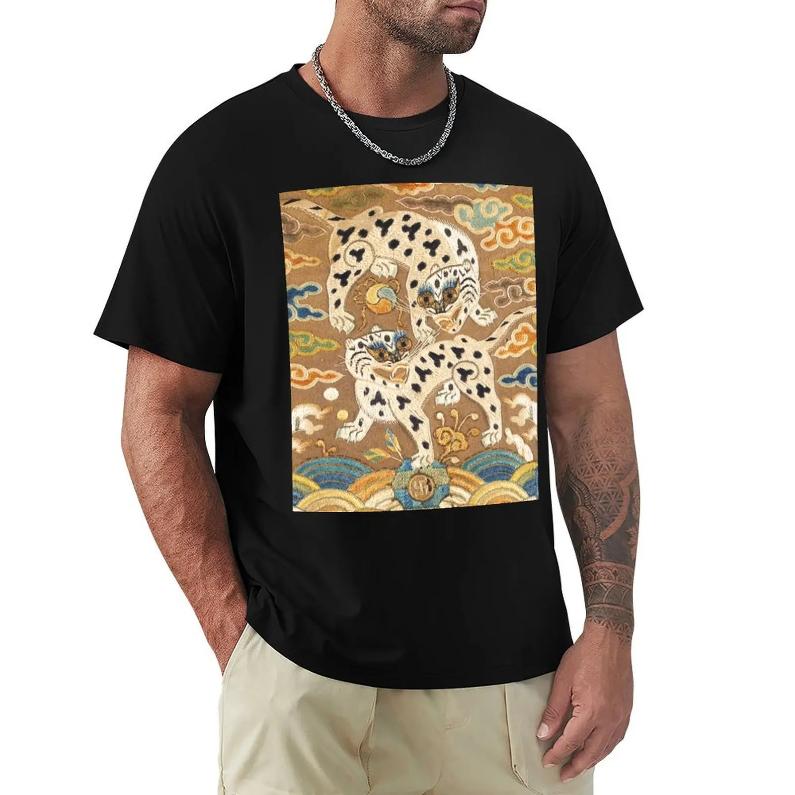 Two Tigers: A Joseon Dynasty (Koreanisch) T-Shirt mit Abzeichen für den oberen militärischen Rang, Sonnenschutz-T-Shirt für den Außenbereich