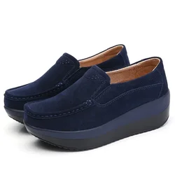 Flache Plateauschuhe für Damen, neue Damen-Loafer mit dicker Sohle, Wildleder-Lederschuhe, bequeme Keil-Mokassins, Slip-on-Freizeitschuhe