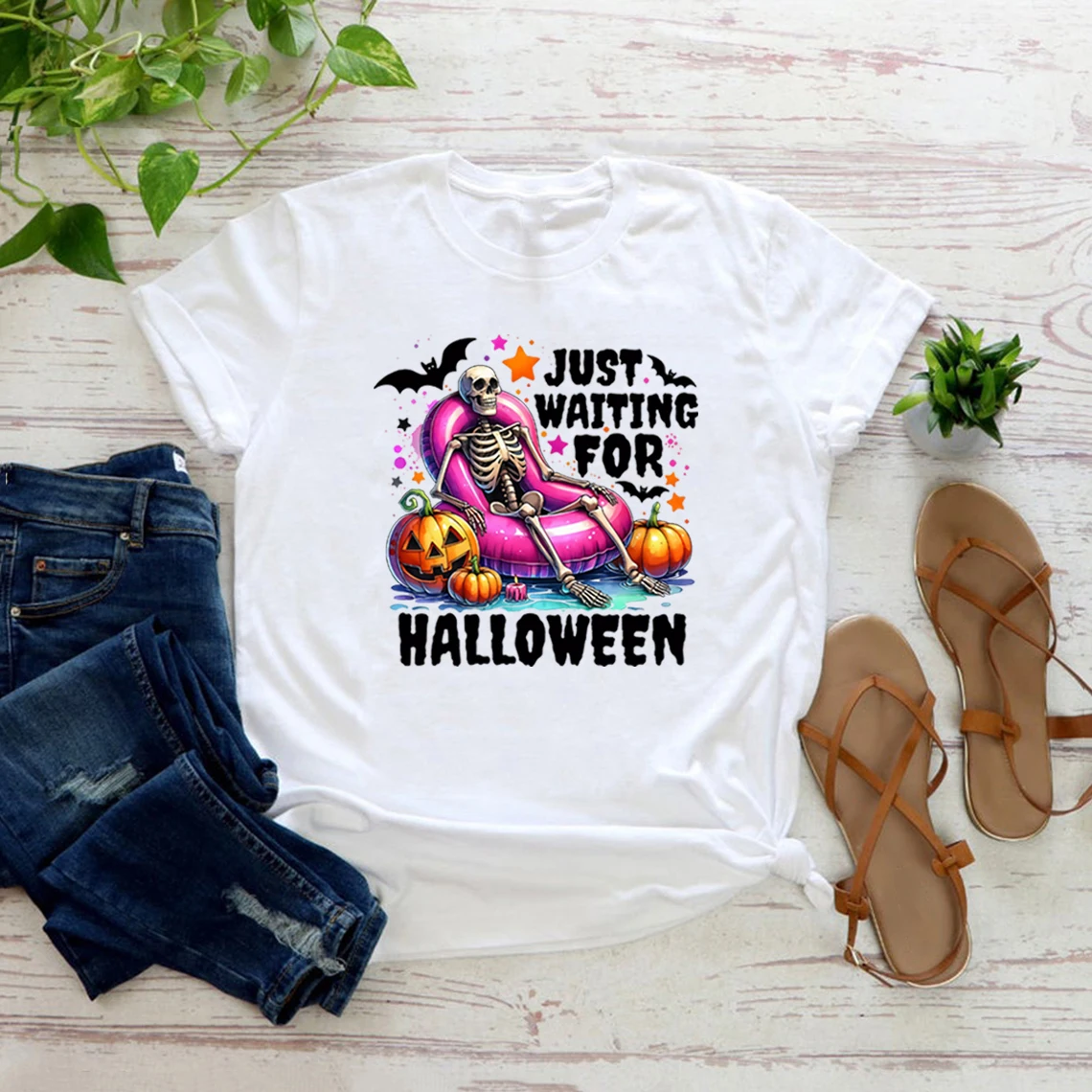 

Just Waiting for Halloween Graphic T Shirts Cute Spooky Summer Halloween T Shirt Funny Skeleton Tshirt Short Sleeve Retro Tees