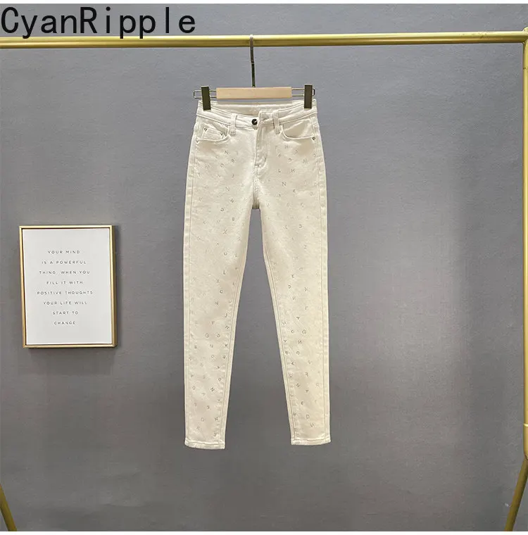 

Джинсы Letters Hot Diamonds для женщин, новинка 2026 года, осенне-зимние, утепленные, на тонком вельвете, универсальные, с высокой талией, облегающие, джинсовые брюки-карандаш