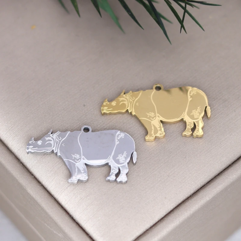 2pcs Trendy Wild Rhinoceros 316L Stainless Steel Pendant Charms For Jewelry Making Men Necklace Keychain Animal diy Accessories